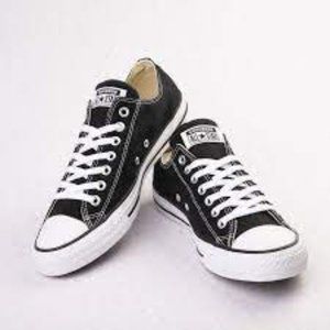 Converse Chuck Taylor All Star Sneakers Low Top Black Canvas Unisex